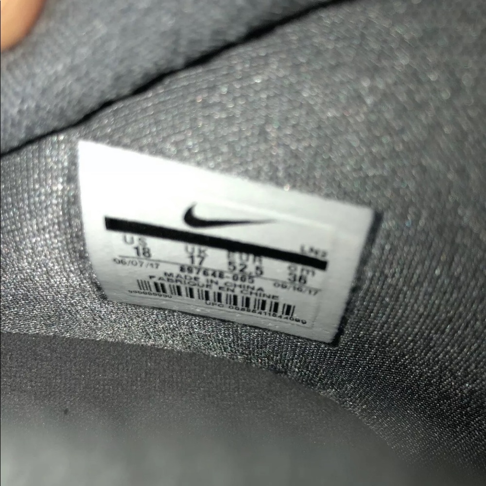 🔴SOLD🔴NIKE LEBRON XV 15 CITY EDITION WOLF GREY - Picture 8 of 8